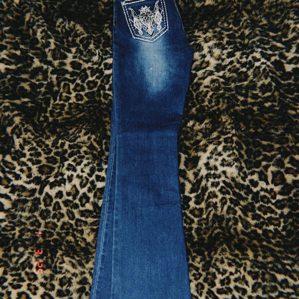 Boot cut jeans